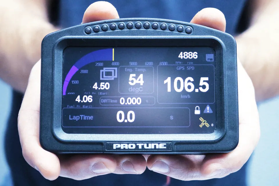TDL 4.3 — datalog em SD/SDHC até 8 GB com cerca de 320 horas de gravação